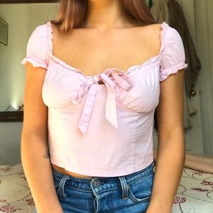 Cute pink peasant top 🌸💕